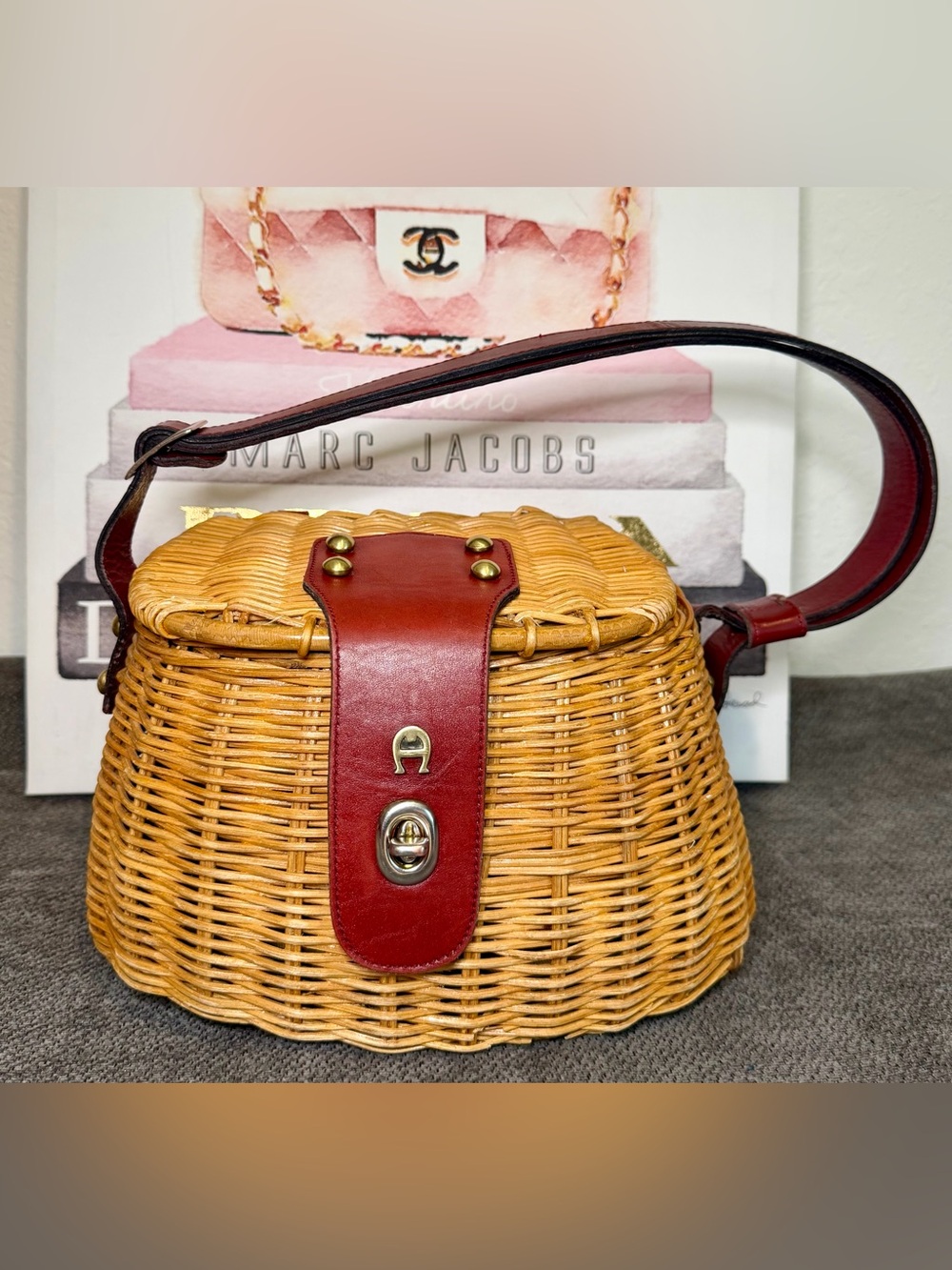 Vintage Etienne Aigner handwoven wicker fishing creel handbag